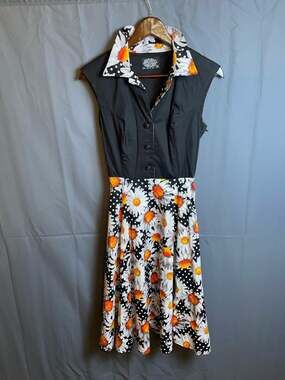 Size 8 Hearts & Roses London Sunflower Print Rockabilly Swing Dress